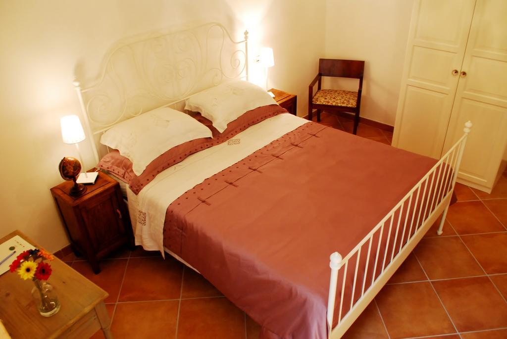 Le Stanze Dei Nonni Bed & Breakfast Avellino Room photo